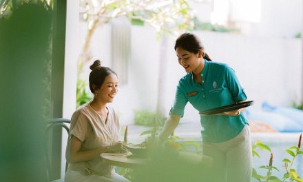 Blou Cafe Canggu Tempat Nongkrong Favoritnya Para Bule Bule