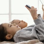 Aktivitas Tak Sehat Yang Jadi Biang Kerok Mata Minus