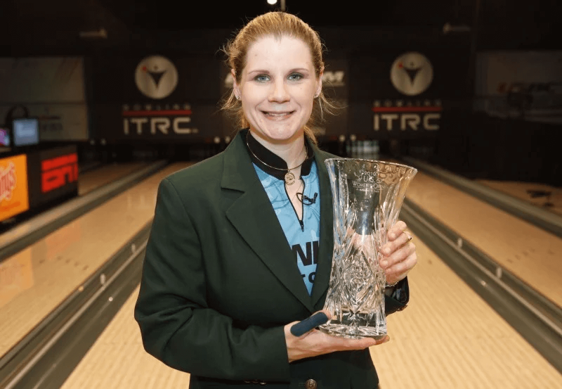 Kelly Kulick Salah Satu Atlet Bowling Wanita Paling Berprestasi