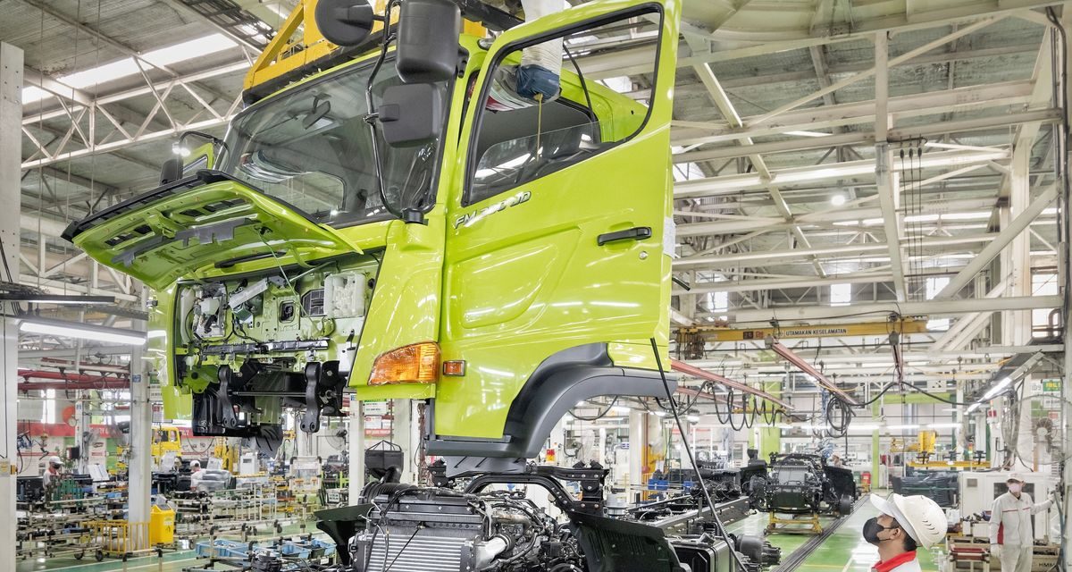 Rebranding Hino Indonesia: Sang Legenda Bersalin Rupa